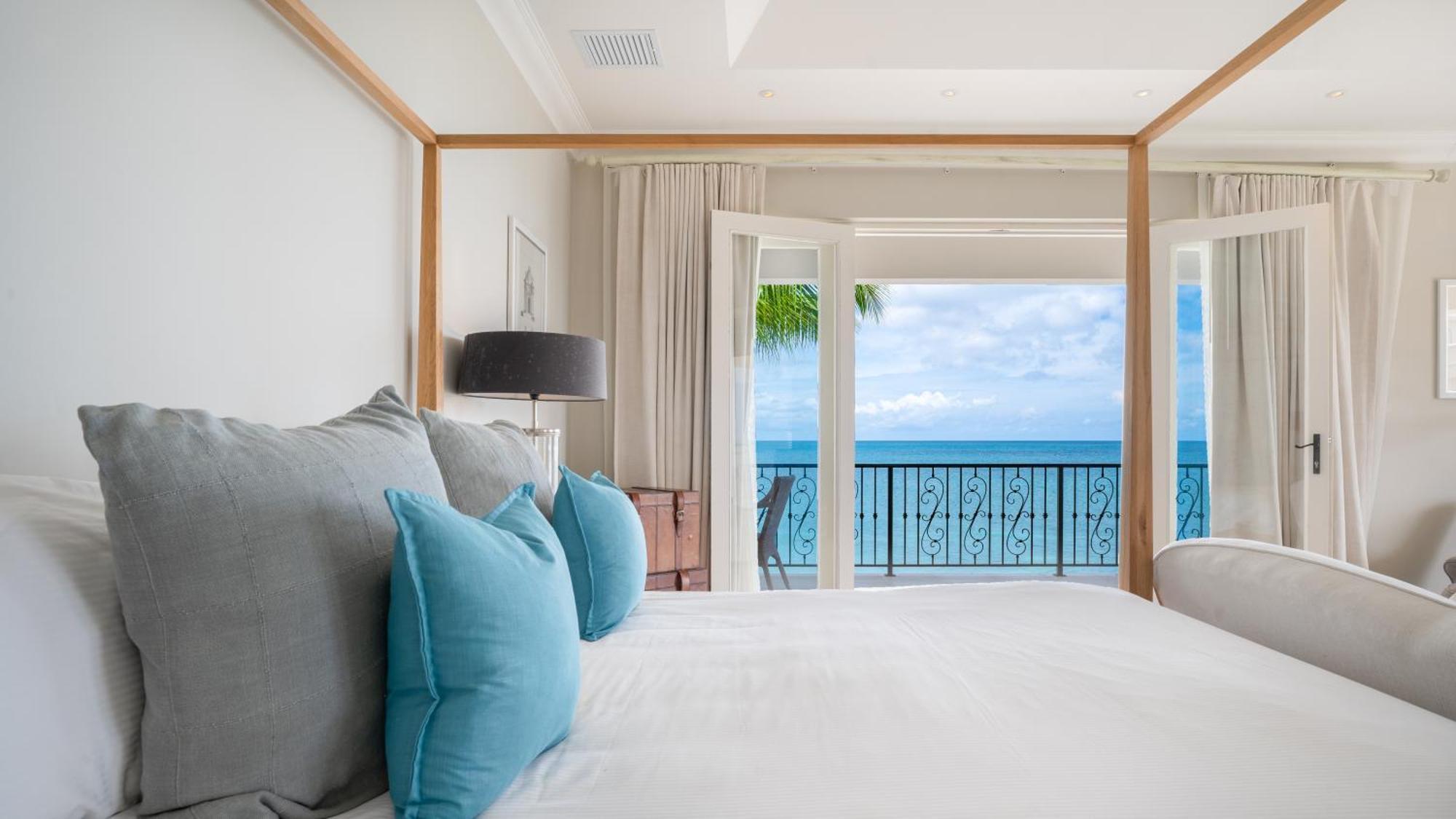 Blue Waters Resort And Spa St. John's Екстер'єр фото